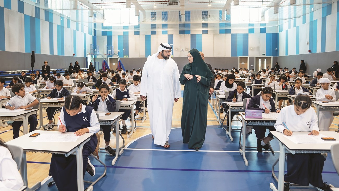 ولي عهد الفجيرة: تمكين الناشئة بالعلوم والمعارف
