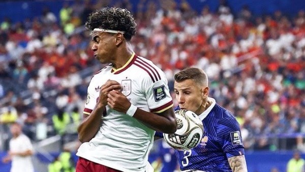 45 ألف توقيع.. جماهير فرنسا تطالب بإعادة مباراة إسبانيا في نصف نهائي كأس العالم 2026