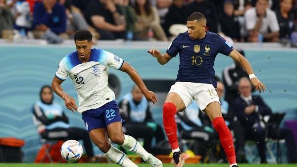 الفيفا يعلن طاقم تحكيم مباراة فرنسا وإنجلترا لتحديد المركز الثالث في كأس العالم 2026