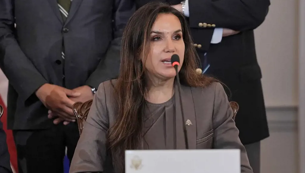 هل اتصلت السفيرة اللبنانية في واشنطن بنظيرها الإسرائيلي بعد عملية دهس نجله؟