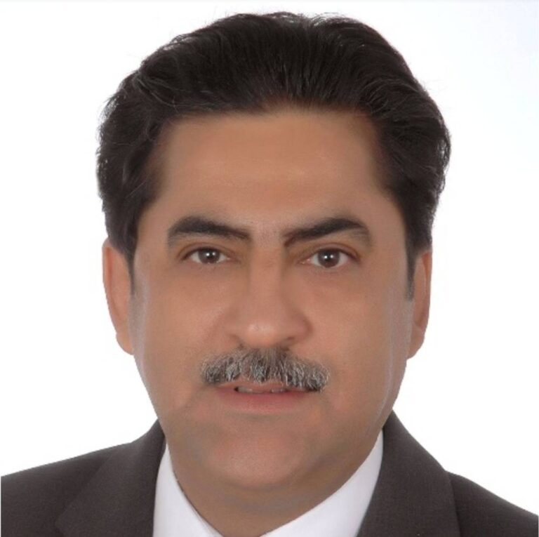 خارطة طريق لإعادة بناء السردية السعودية.. في اليوم الوطني: من ميناء العقير إلى موانئ العالم أين كنا وأين أصبحنا