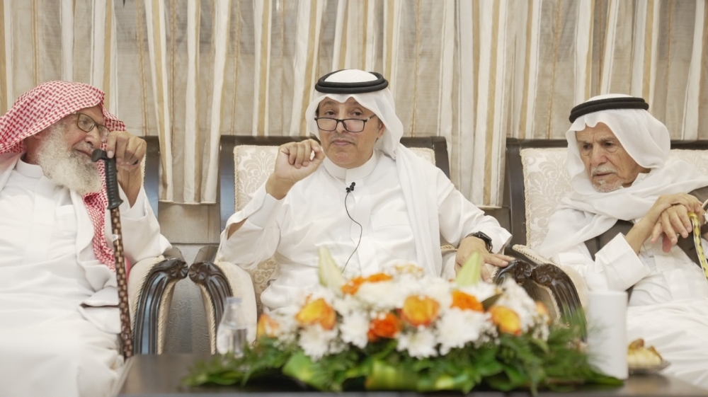 الأزرقي: لا علاقة للقاحات بالتوحد وداون