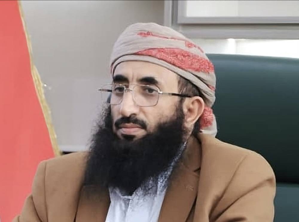 الحوثي يهدم منابر اليمن و10794 انتهاكا للمساجد