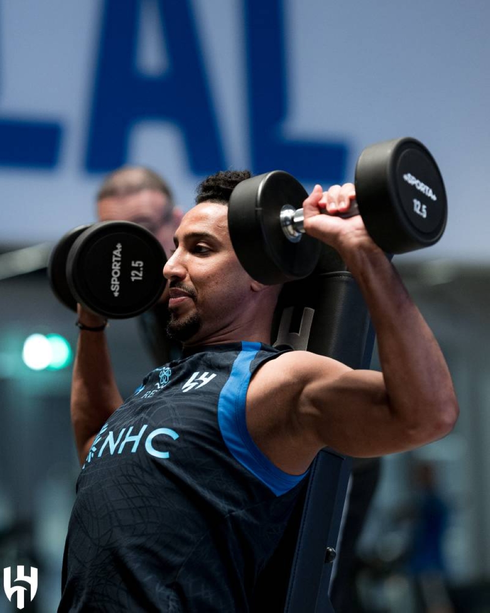قائد الهلال ينتظر التقييم