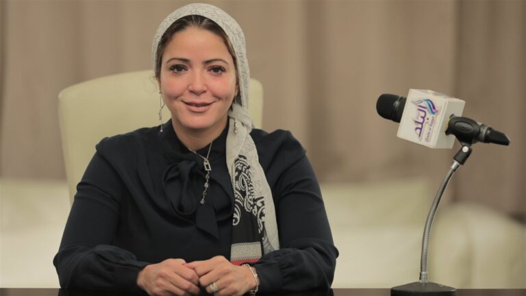 السفر والرخصة والبطاقة.. هايدي الفضالي تكشف عقوبة الممتنع عن دفع النفقة