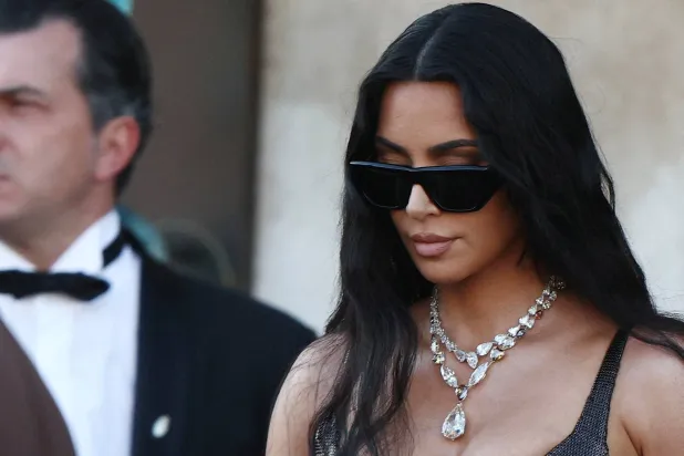Kim Kardashian Awarded Symbolic €1 Damages Over Paris Jewel Heist