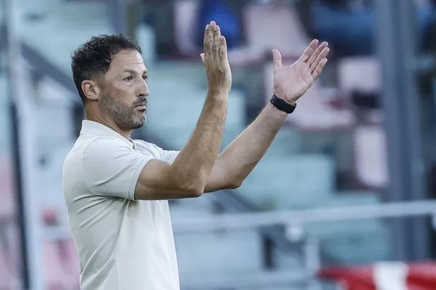 Bologna Fires Coach after Just 4 Matches, Hires Raffaele Palladino on Deal to 2029