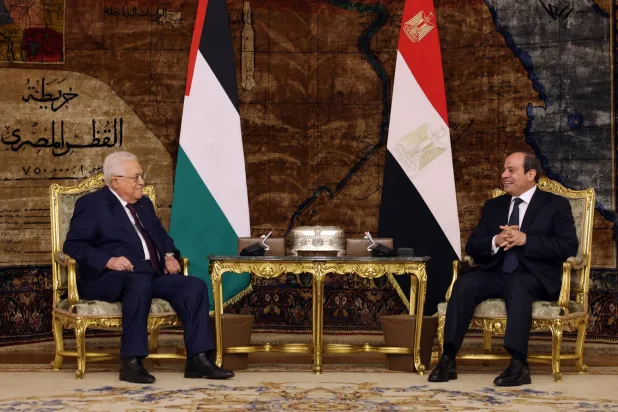 Egypt’s Sisi Rejects Palestinian Displacement in Abbas Meeting