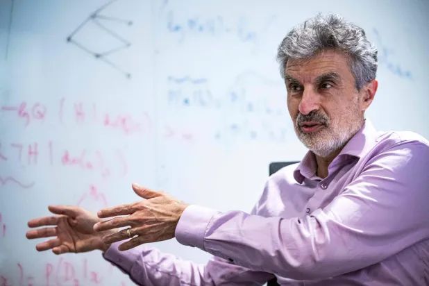 ‘We’re Losing Control,’ AI Pioneer Yoshua Bengio Warns