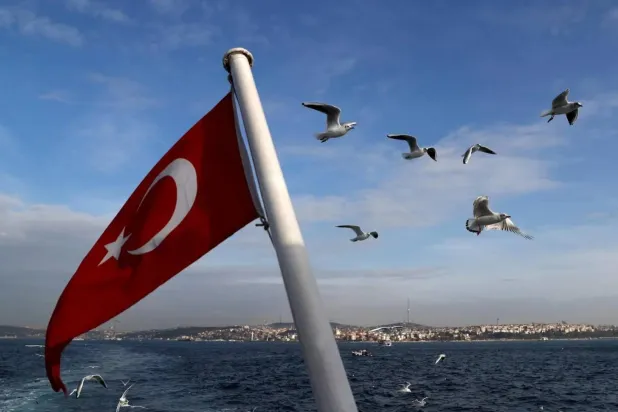 Türkiye Jails Four Fund Executives in Market Manipulation Probe after Volatility