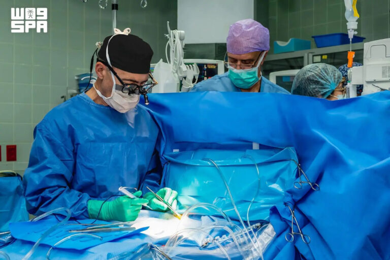 Saudi hospital uses 1 donor heart to treat 2 children in pioneering transplant
