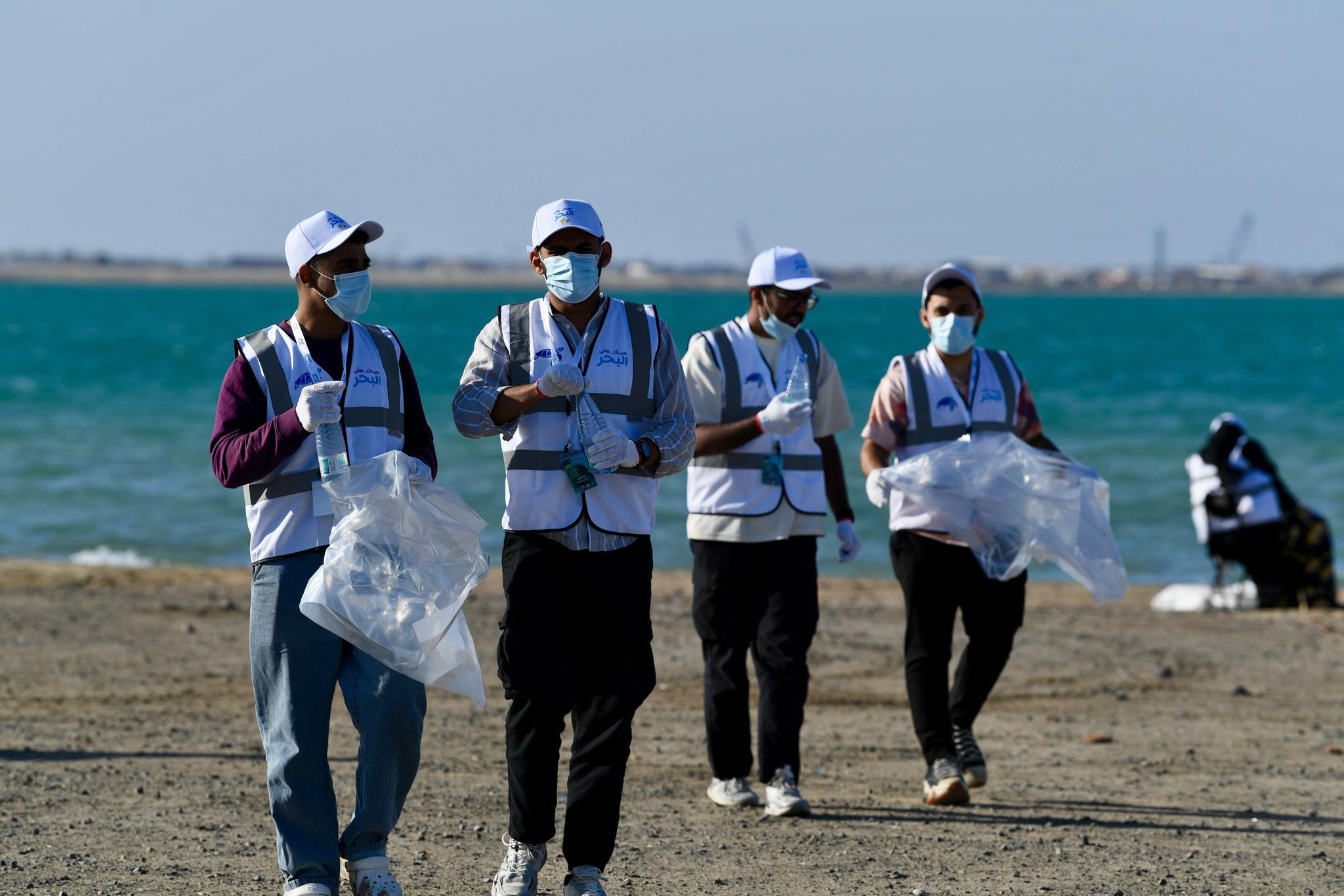 Jeddah volunteers dive in to protect Red Sea ecosystem