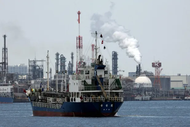 Oil Prices Fall after Trump Hails ‘Good’ Talks with Iran