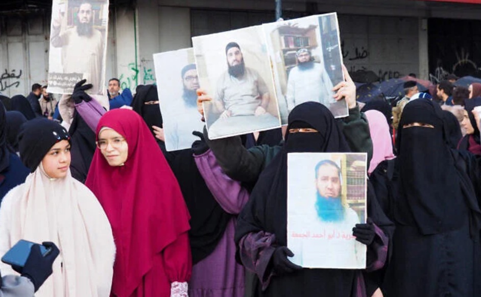 Hundreds on hunger strike in Lebanon prison as amnesty stalled
