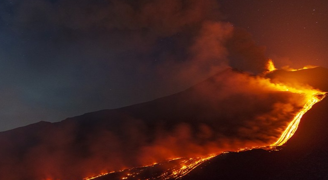 Italy’s Catania airport shuts as Etna ash halts flights