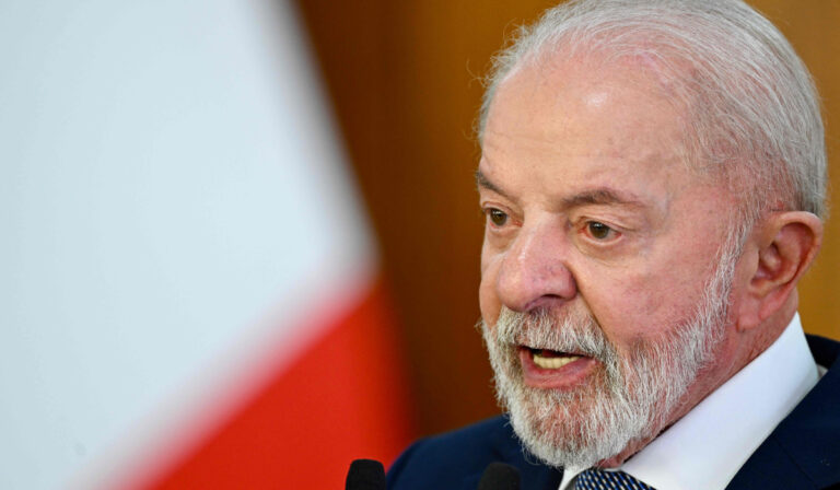 Lula, Brazil’s political titan, races against time