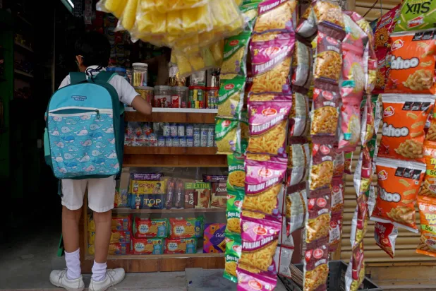 India Takes Battle Against Junk Food to Shops Near Schools