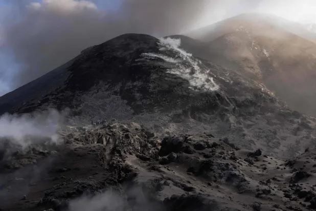 Italy’s Catania Airport Reopens as Etna Threat Downgraded