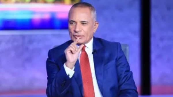 أحمد موسى يكشف تفاصيل اجتماع الرئيس السيسي مع الحكومة وقادة القوات المسلحة والشرطة