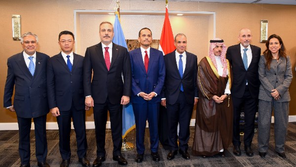 خلال اجتماع الدول الثماني.. وزير الخارجية يحذر من تقويض وقف إطلاق النار في غزة