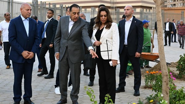 رئيس الوزراء يتفقد عددا من مشروعات الزراعة والتشجير بمحافظة القاهرة