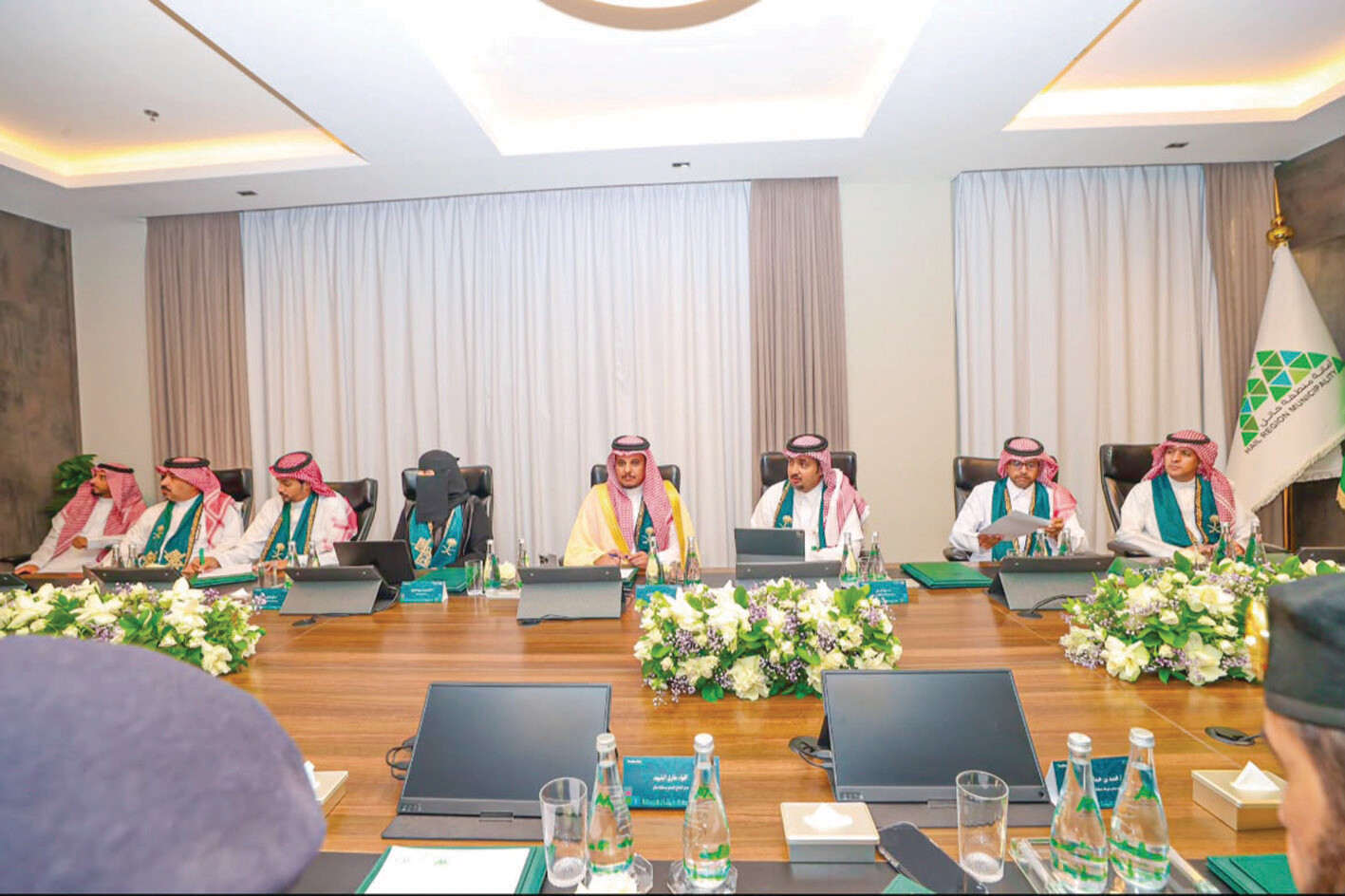 أمين حائل يستعرض ترتيبات «اليوم الوطني»