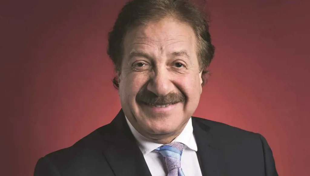 محمد المنصور… قامة خليجية تعانق أصالة المسرح وصناعة الذاكرة العربية