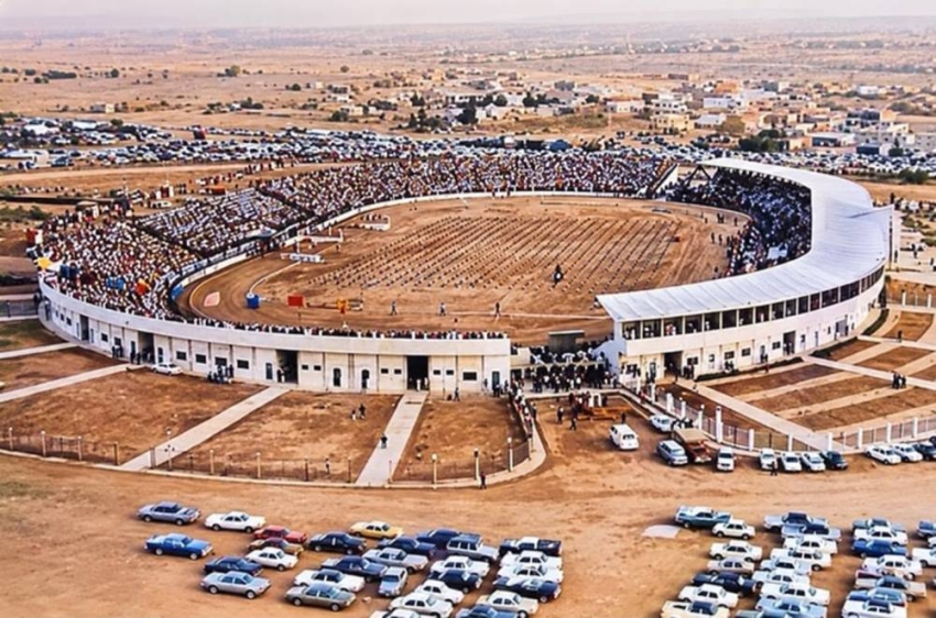 جدة.. سمفونية “بحر وكرة”
