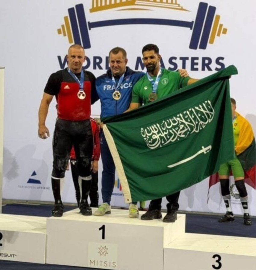“عباس القيصوم” لاعب نادي السلام يحرز برونزية العالم لرفع الأثقال
