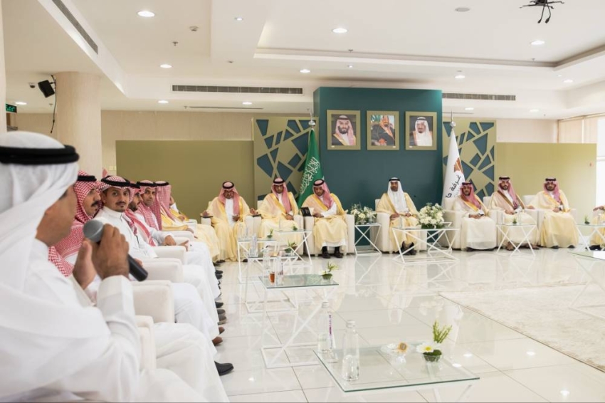 الراجحي يناقش مع رواد وسيدات الأعمال بحائل التحديات والفرص في سوق العمل