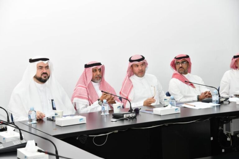 أمانة جدة تستعرض «ممتثل» أمام قطاع المطاعم والمقاهي بغرفة جدة