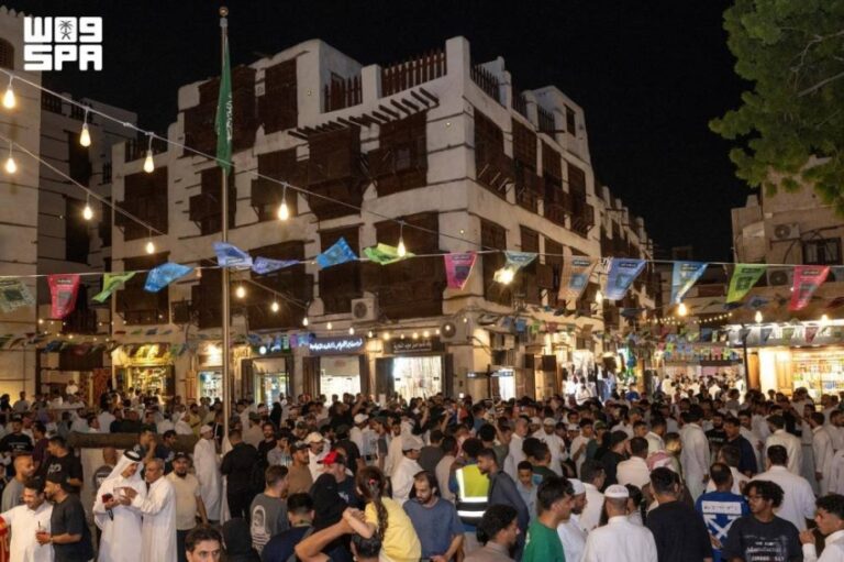 جدة التاريخية تجذب جماهير خليجي 27