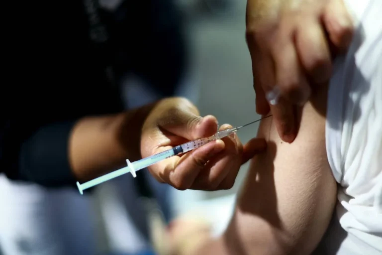 Health Ministry launches seasonal flu vaccine; urges high-risk groups to get shots