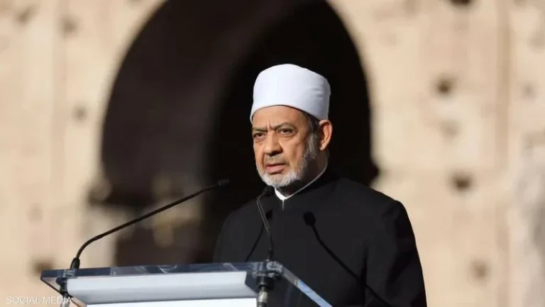 الأزهر يُدين ويستنكر بشدة محاولة استهداف مكة المكرمة