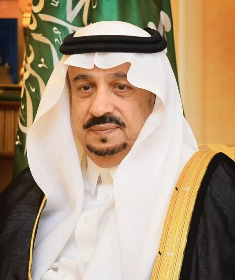  أمير الرياض يطّلع على منجزات الجهات الحكومية ويؤكد دعم المسار التنموي