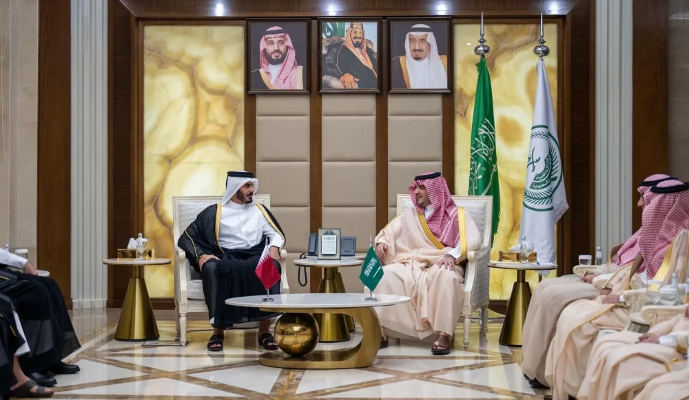 وزيرا داخلية السعودية وقطر يترأسان اجتماع اللجنة الأمنية والعسكرية