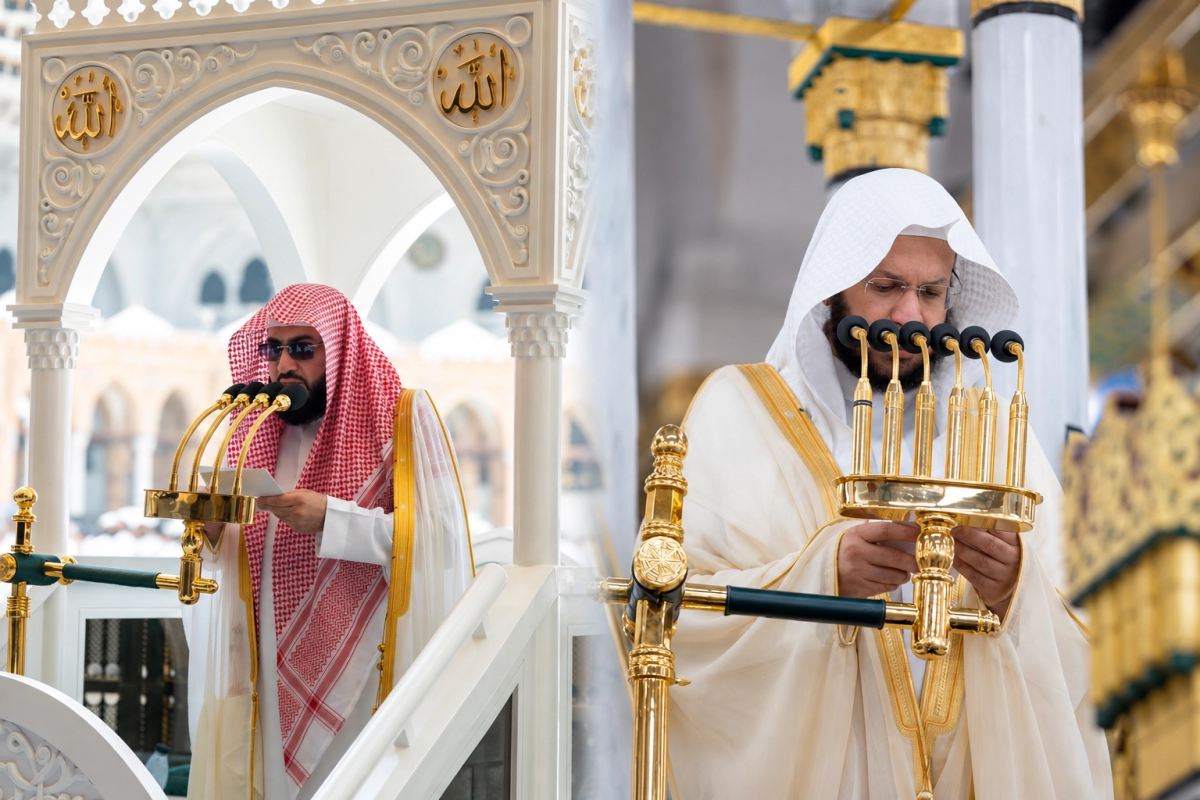 Two Holy Mosques imams condemn Houthi targeting of Makkah as ‘grave crime’