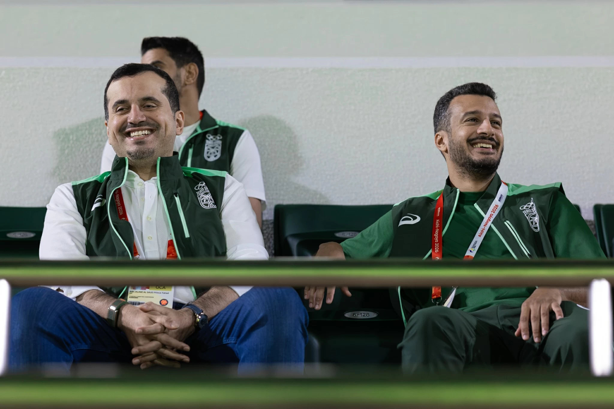 العميري والعمري يحملان علم المملكة في افتتاح آسياد ناغويا