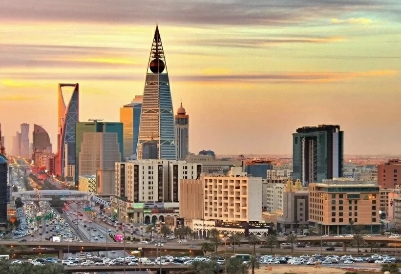«الإحصاء»: ارتفاع الإيرادات التشغيلية 4.9% في يوليو 2026