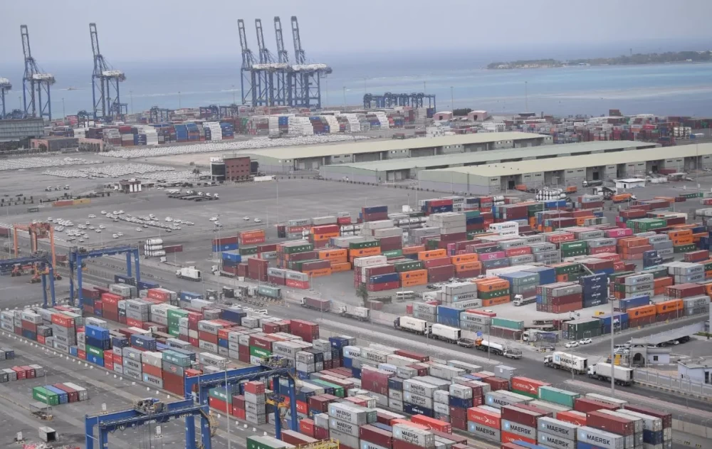 4.9% ارتفاع الرقم القياسي للإيرادات التشغيلية في يوليو