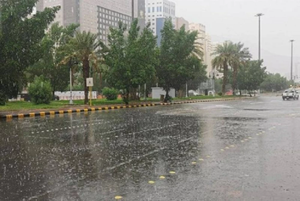 «الأرصاد» تنبه: أمطار وصواعق رعدية وبرد على مكة