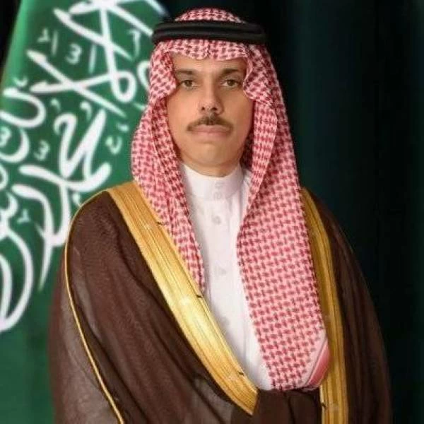 وزير الخارجية يبحث مع نظرائه في الكويت ومصر وتركيا مستجدات الأوضاع