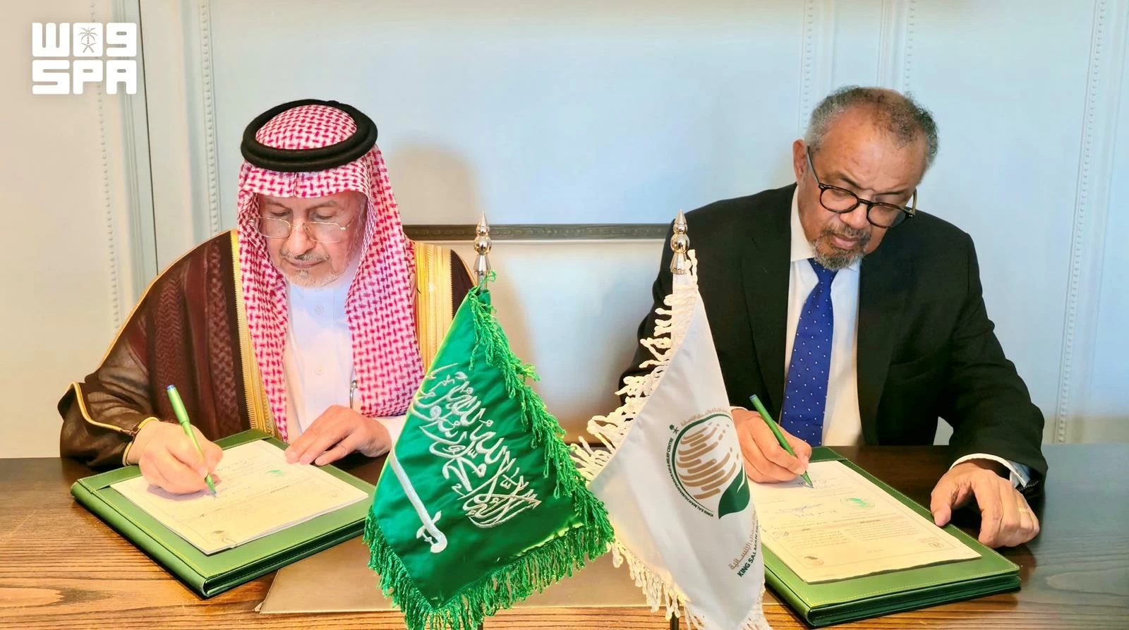 «سلمان للإغاثة» يوقّع برنامجين صحيين مع الصحة العالمية
