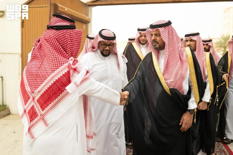 Makkah deputy emir offers condolences to family of Grand Mosque's late muezzin