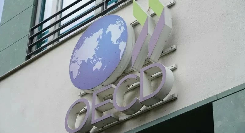 ما توقعات «OECD» للنمو العالمي في الأشهر الأخيرة من 2026؟
