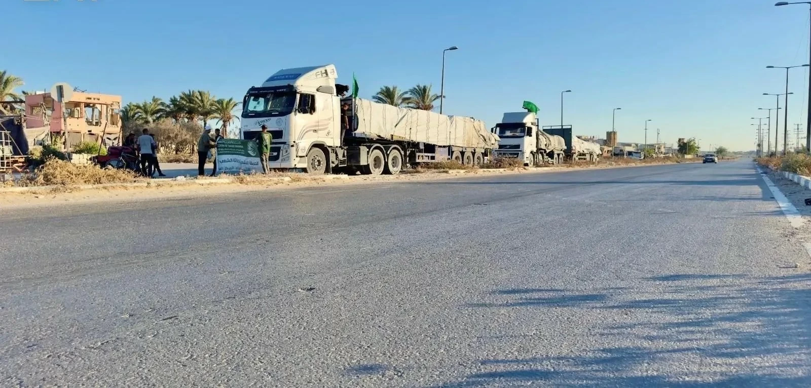 وصول قافلة مساعدات جديدة من «سلمان للإغاثة» إلى غزة