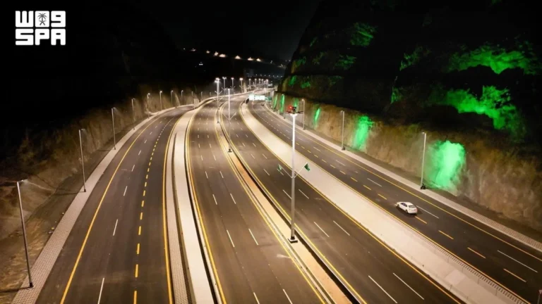 New road lanes open in Makkah to ease traffic congestion