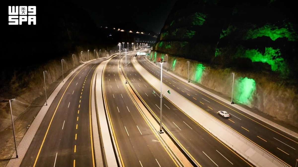 New road lanes open in Makkah to ease traffic congestion