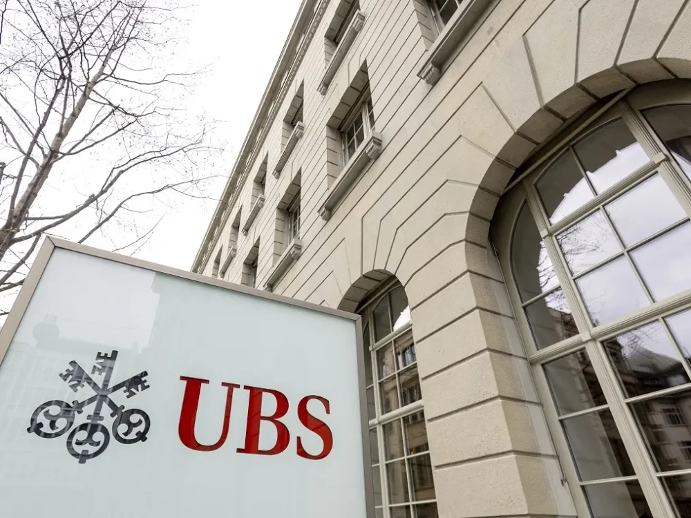 سويسرا تستبعد مغادرة «UBS» بسبب تشديد قواعد رأس المال
