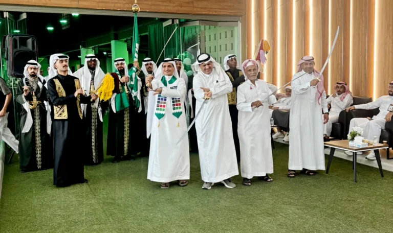 مدينة الملك عبدالعزيز الرياضية تحتفل بالوطن بمشاركة أيتام مكة